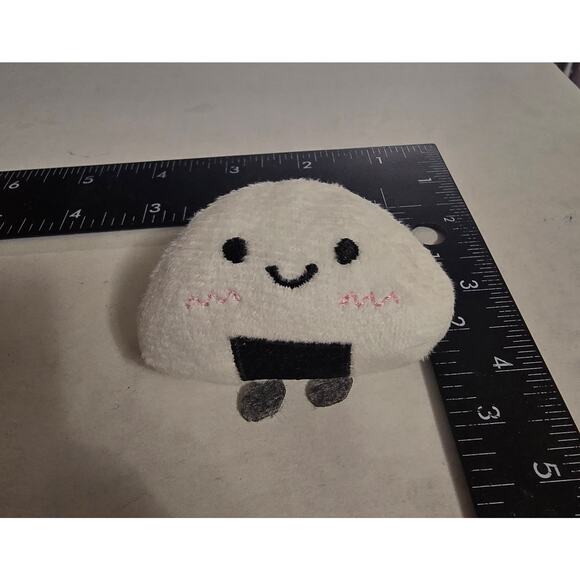 Kawaii Onigiri Plush Hair Tie Elastic Band – Cute Rice Ball Face Accessory - Picture 4 of 4